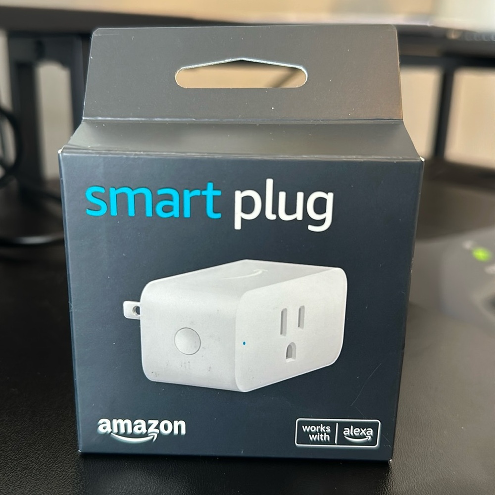*New in package * Amazon smart plug.